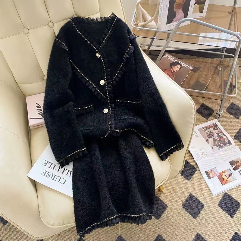 Women Vintage Winter Pear Suit - огляд і ціна Winter Clothing Vintage