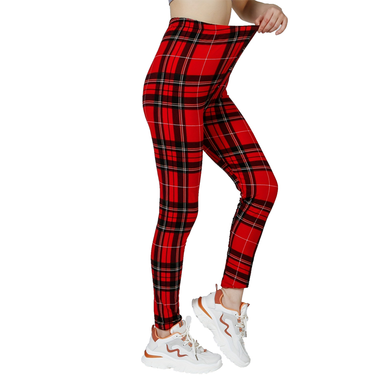 Red Checkered WOMEN'S Sports a - огляд і ціна Winter Clothing On Sale